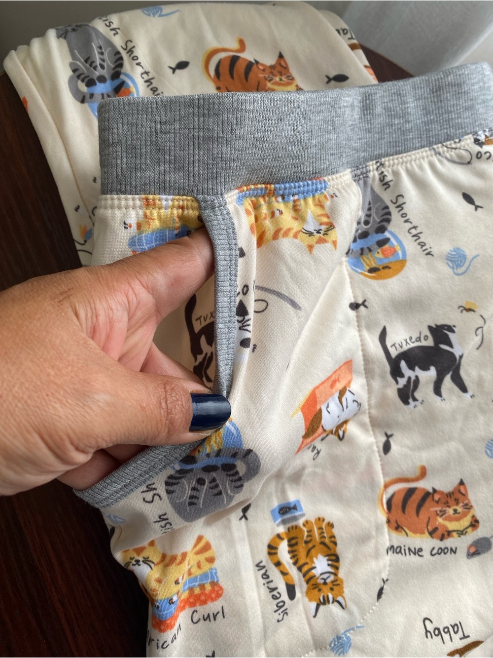 NEW CUDDLDUDS 2 PIECE FLEECE PAJAMA JOGGER SET CAT BREED PRINT NOVELTY CAT LOVER - Picture 6 of 7